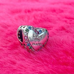 Charm "Love My Sister" with embedded multicolored rhinestones and little hearts